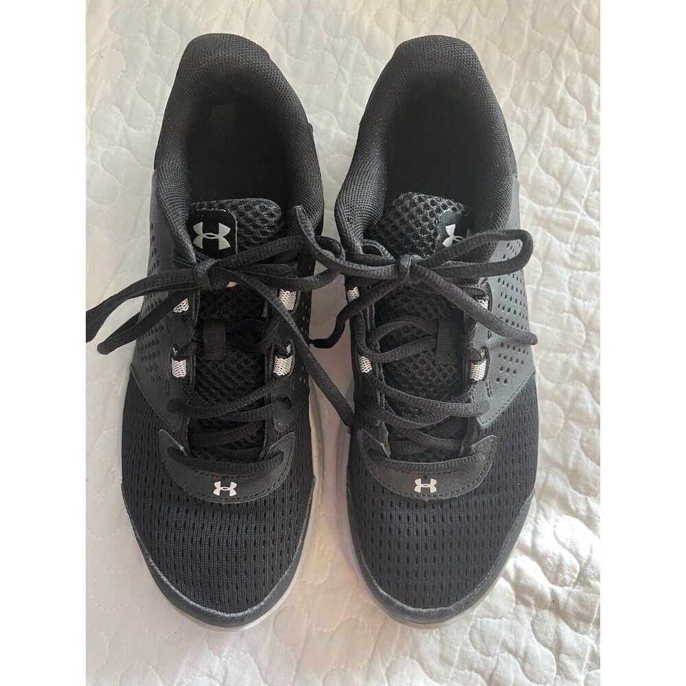 Women’s Under Armour Fuel Sneakers Black Size 9.5